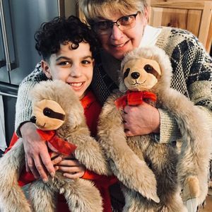 Meet your Posher, Brenda